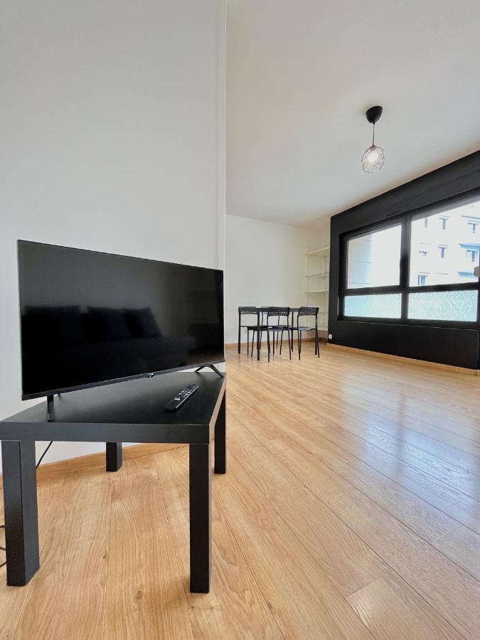 Ponsardin- Appartement Avec Balcon Et Parking Reims Dış mekan fotoğraf